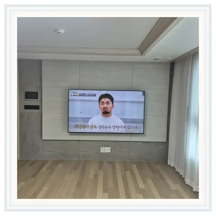 벽걸이TV 거치대 참고 사진 · 고덕온빛채 설치 조건