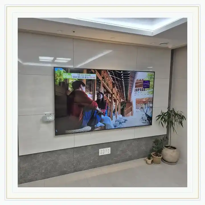 벽걸이TV 거치대 참고 사진 · 힐스테이트뉴포레 설치 조건